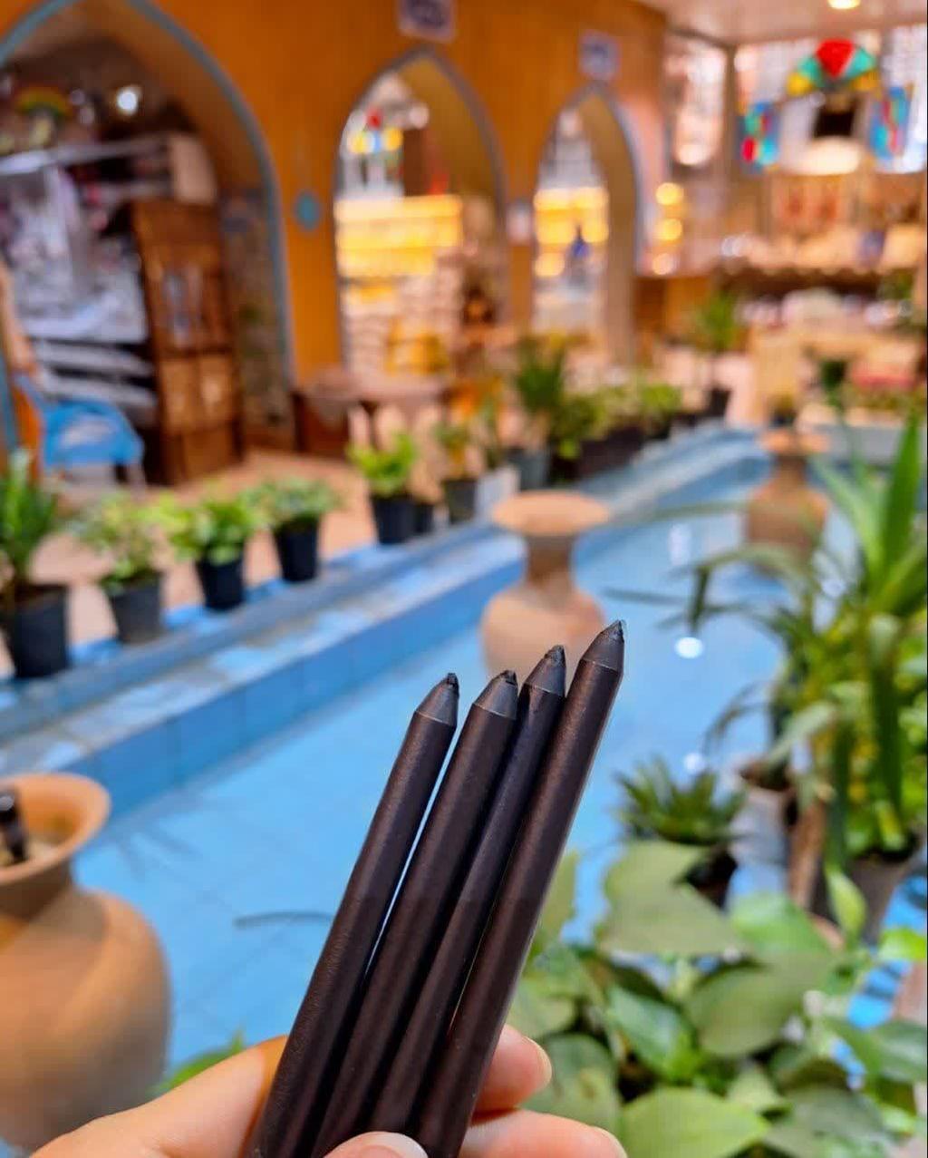 مداد چشم سرمه گیاهی خانه احسان | خواص علمی و مراقبت طبیعی