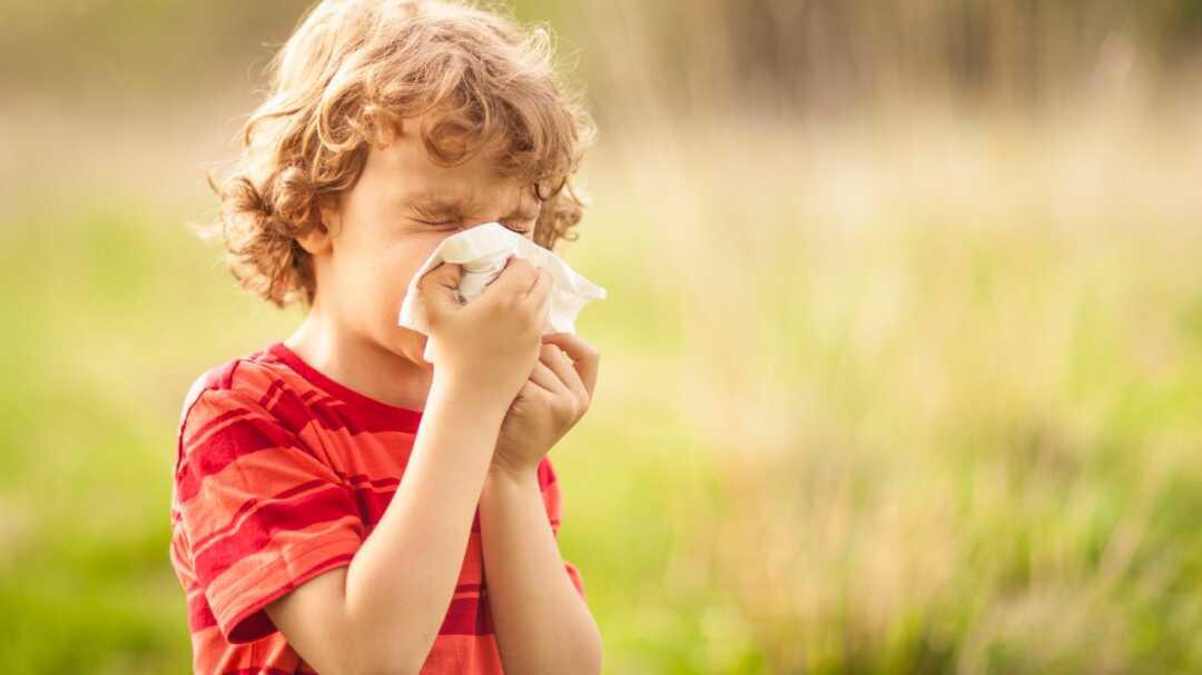  8 راهکار ساده و راحت برای درمان سرماخوردگی کودکان 