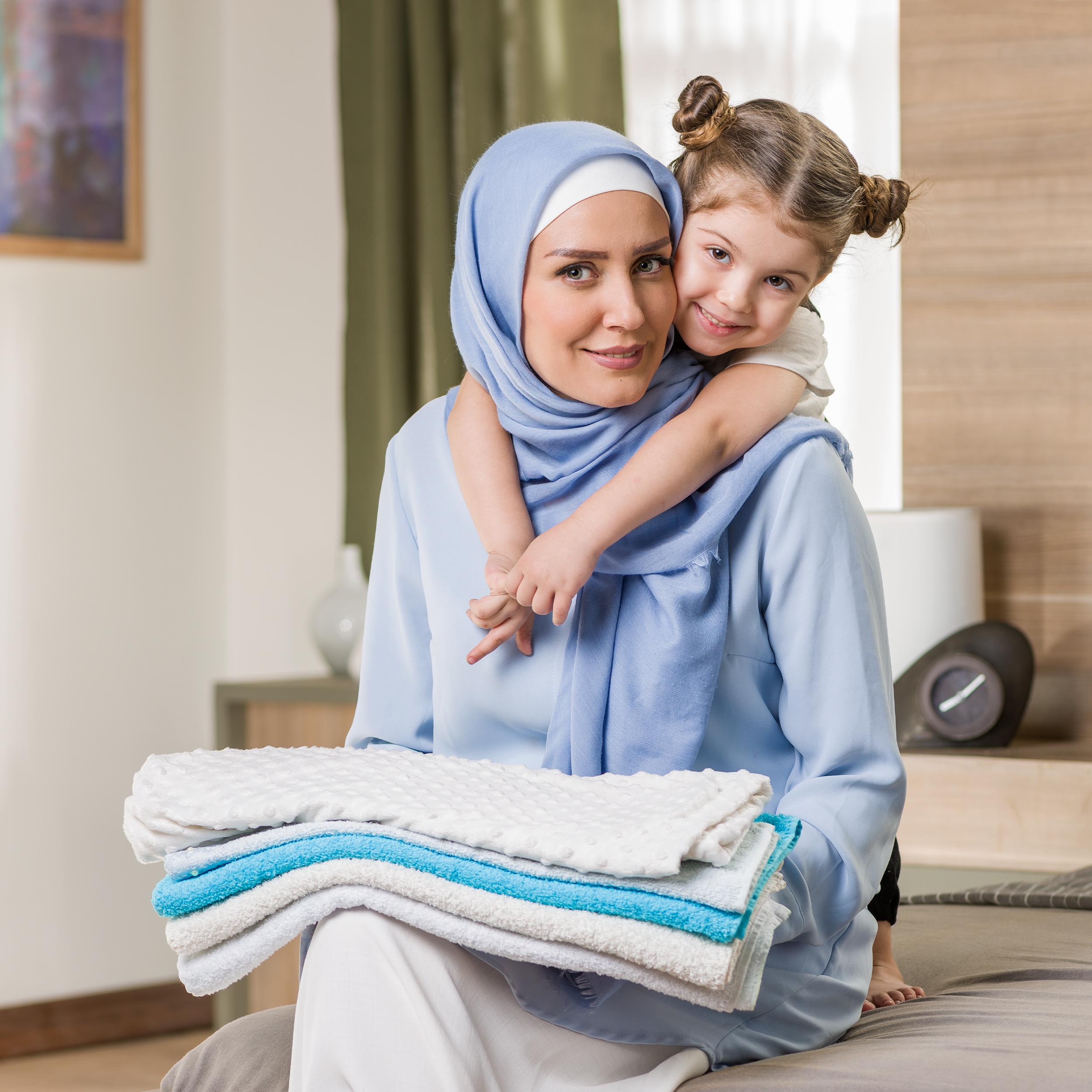 چرا شوینده‌های شیمیایی دشمن پوست شما هستند؟ (راهکار طبیعی)