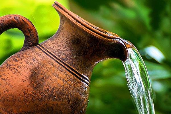 چگونه آب آشامیدنی را در خانه تصفیه و سالم کنیم؟