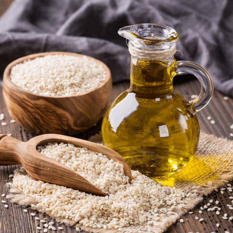 تفاوت روغن کنجد و روغن ارده کنجد؛ کدام برای مصرف خوراکی بهتر است؟
