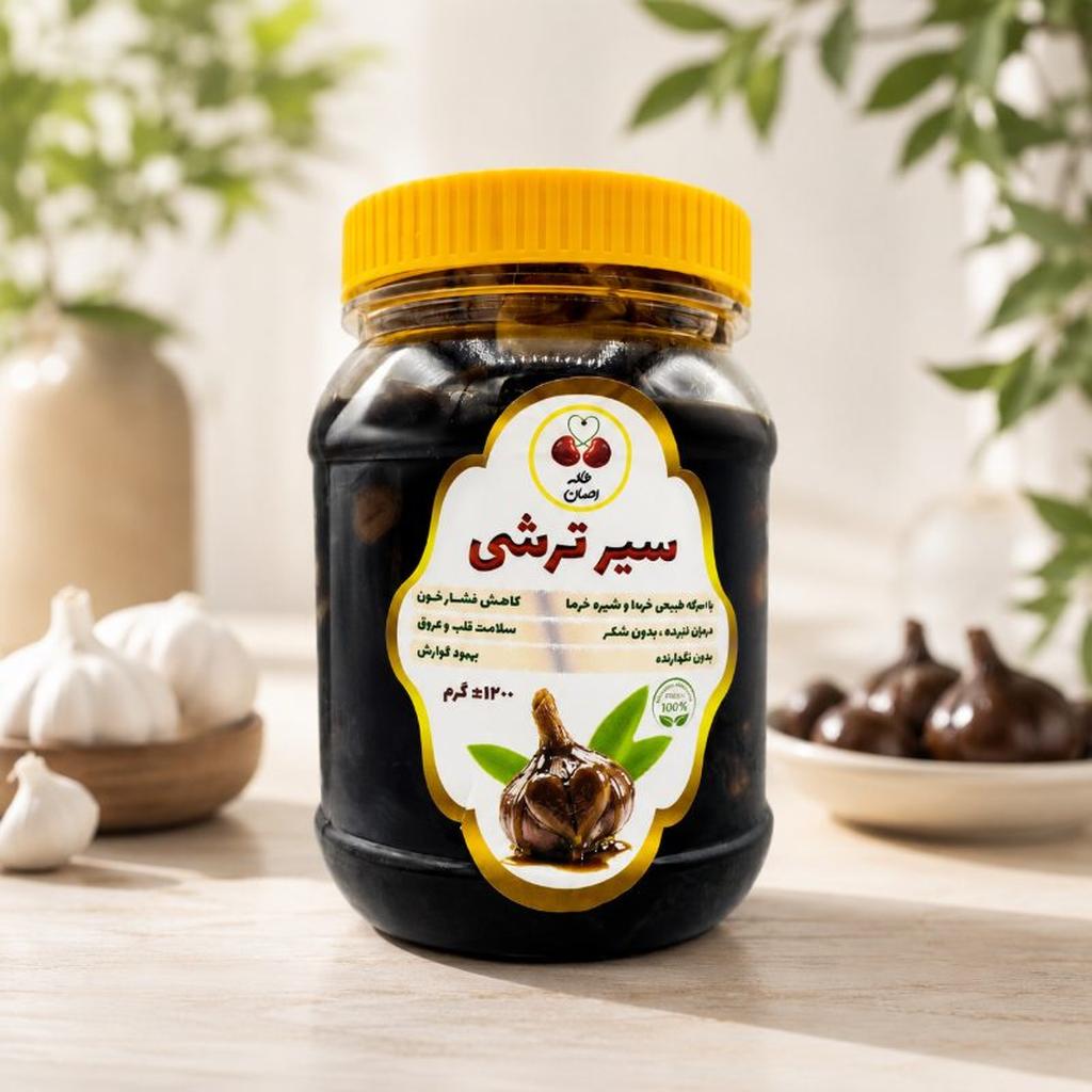 سیر ترشی با سرکه خرما طبیعی ۱۲۰۰ گرمی - تصویر 1