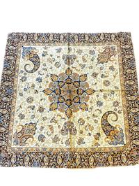 رومیزی مربع بهار طلایی 5رنگ ابریشمی